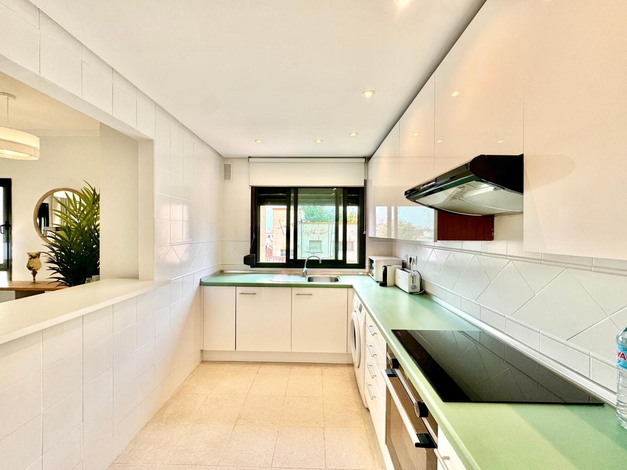 Appartement Rs 12 Luxury Center Of - Eaw Homes