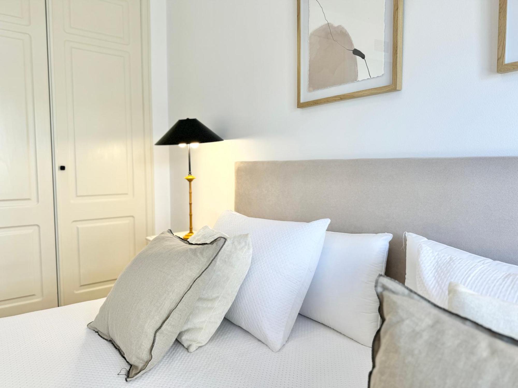 Appartement Rs 12 Luxury Center Of - Eaw Homes *